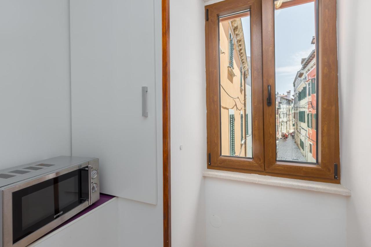Apartment Lanterna Veneziana โรวีน ภายนอก รูปภาพ